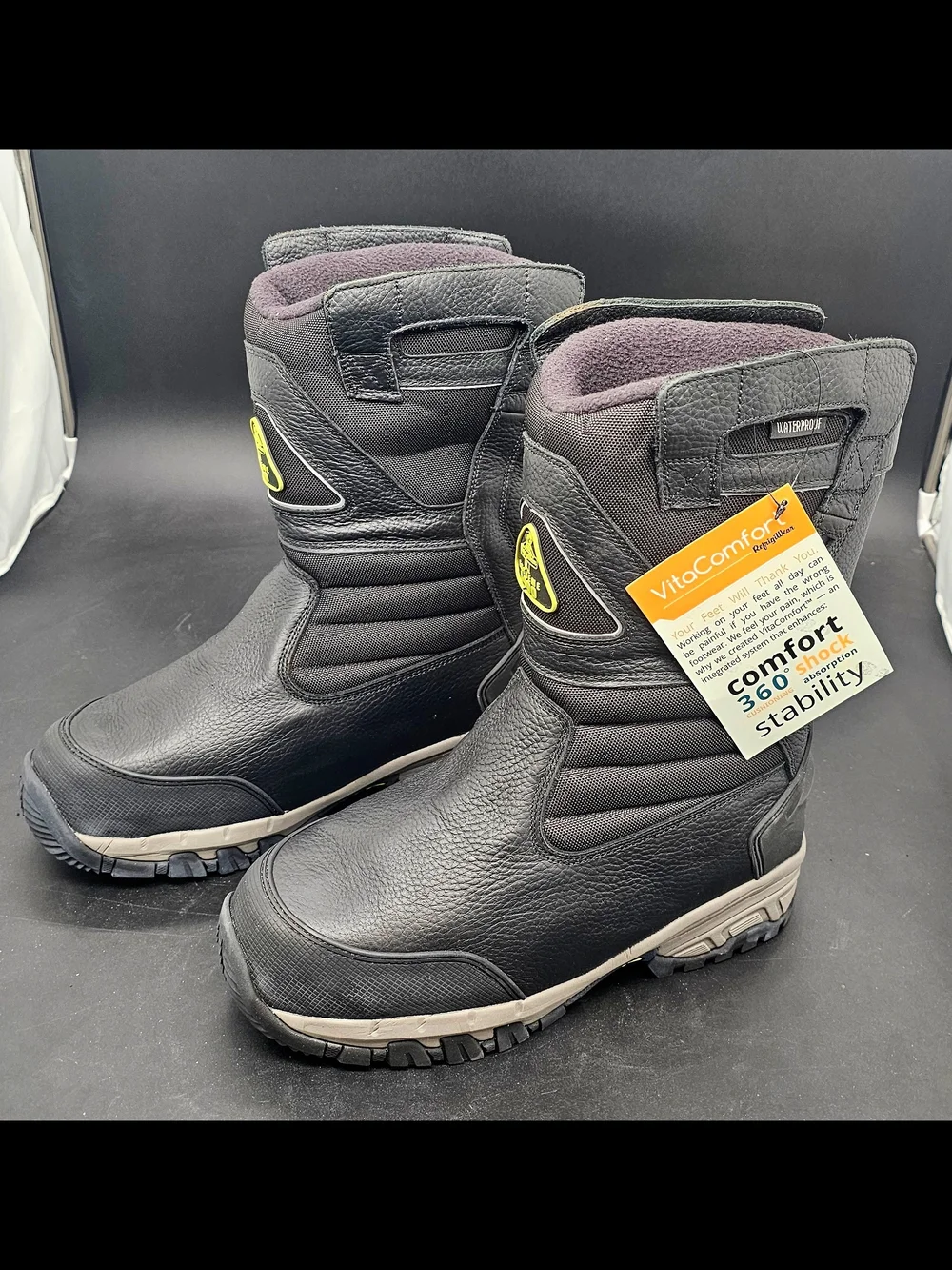 REFRIGIWEAR 1400 GRAMS 192CR Extreme Freezer Pull On Boot